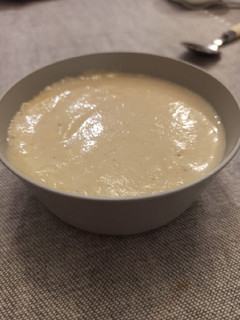 Una foto de Crema de espárragos blancos
