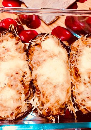 Una foto de Berenjena rellenas de carne