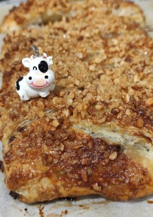 Una foto de Almendrado de hojaldre relleno de chocolate negro... ¡a pecar!