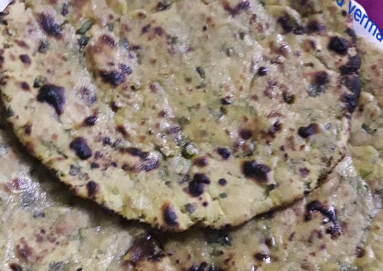 Simple Way to Make Super Quick Homemade Mix Leafy missi roti