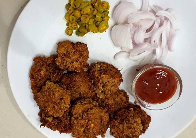 Steps to Prepare Ultimate Mixed Sprout Pakoda (Made in Airfryer)