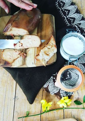 Una foto de Foie finísimo de anec casero en su jugo