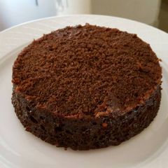 A picture of Chocolate cake in microwave.