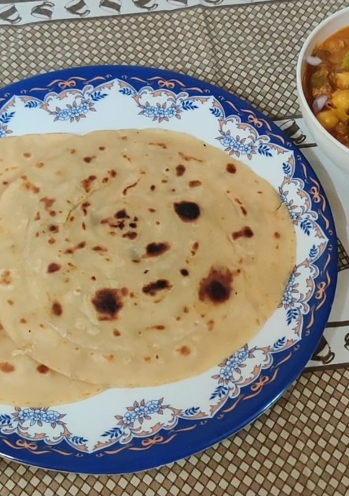மாவுபிசையாமல் எப்படி சப்பாத்தி செய்வது மற்றும் சென்னா மசாலா செய்முறை முக்கிய புகைப்படம்
