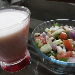 A picture of Lobia salad.