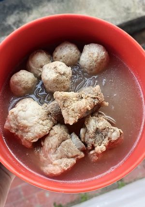 รูปของ ก๋วยเตี๋ยววุ้นเส้นน้ำใสกระดูกหมู 🐽