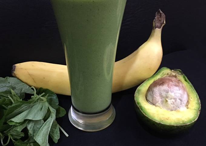 Bagaimana Membuat Avocado Green Smoothie Anti Gagal