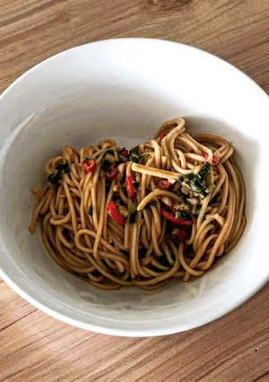 A picture of Noodles with Sichuan Peppercorn Oil and Sesame Sauce.