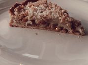 Una foto de crumble manzana fácil