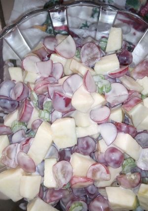 A picture of A quick fix fruit salad.