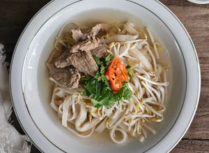 Foto resep Pho Bo / Vietnamese Beef & Noodle Soup