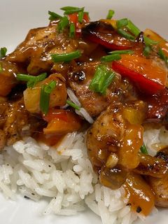 A picture of Sweet & Sour Chicken.