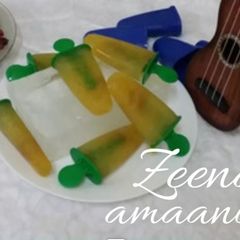 A picture of Green Tea Popsicles with Lemon and Honey.