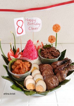 Foto resep Tumpeng Nasi Gudeg (Spesial HUT Clover)