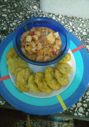 Una foto de Calamares y Camarones