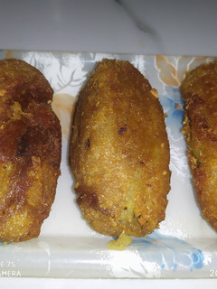 ब्रेड रोल (bread rolls recipe in hindi)) रेसिपी मुख्य फोटो