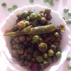 Green peas chatpata A picture of Green peas chatpata.