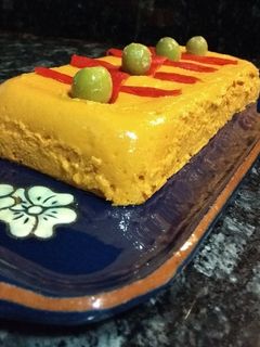 Una foto de Mousse de pimiento, atún y surimi