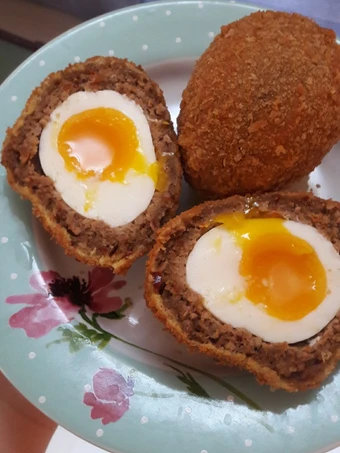 Cara Sederhana Membikin Resep  Scotch Egg 3 bahan saja! (daging giling bumbu isi telur) yang Lezat, Bisa Manjain Lidah
