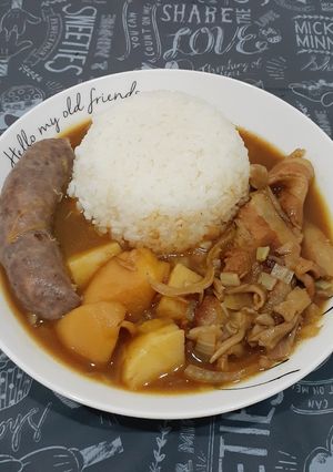 搬家前最後一道的蘋果甜咖哩飯 的食譜成品照片