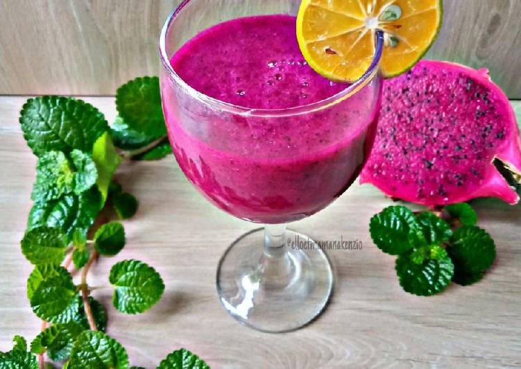 Dragon Fruit Smoothies