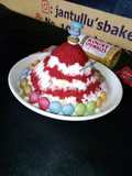 Pyramid dessert