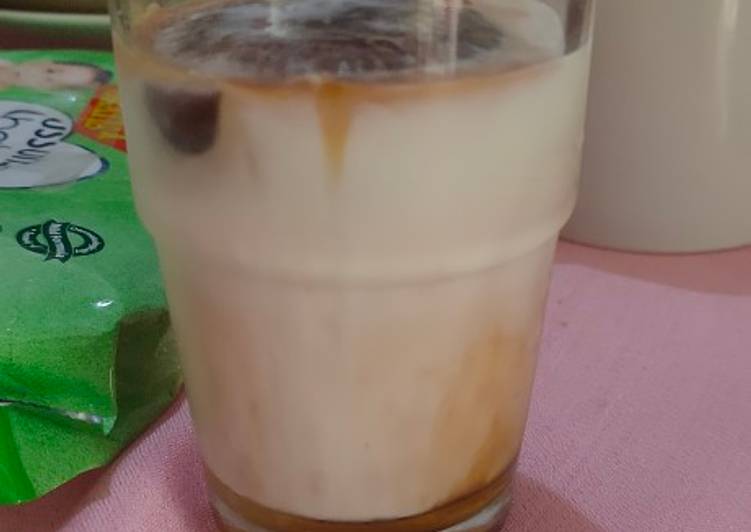 Ice Cube Cafe Latte