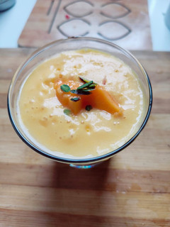 मैंगो शेक (Mango shake recipe in hindi) रेसिपी मुख्य फोटो