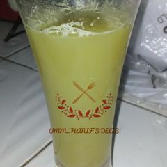 A picture of Ginger mint drink.