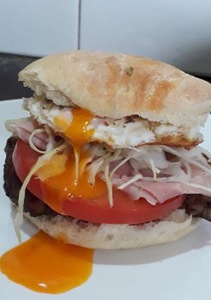 Una foto de Sándwich de bife angosto