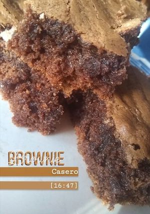 Una foto de Brownie con cacao al horno