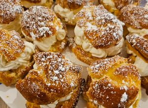 Une photo de Choux à la chantilly