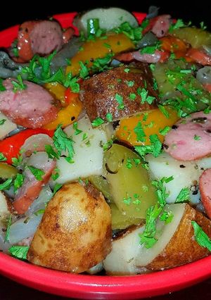 A picture of Mike's Peppered Potato Onion Sausage Bake.