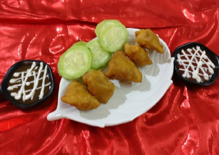 Recipe: To Try At Home Keema matar samosa