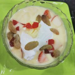 A picture of Ice cream custard.