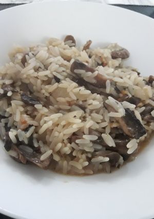 Una foto de Arroz con Hongos