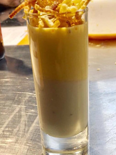 Una foto de Chupito de tortilla de patata