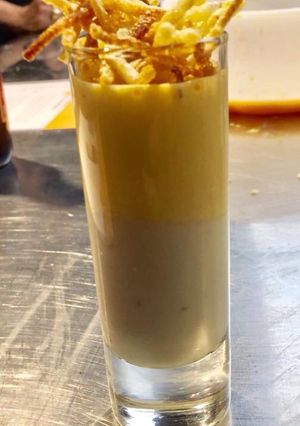 Una foto de Chupito de tortilla de patata