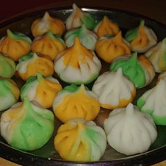 A picture of 🌸उकडीचे मोदक 🌸 (tricolour modak).