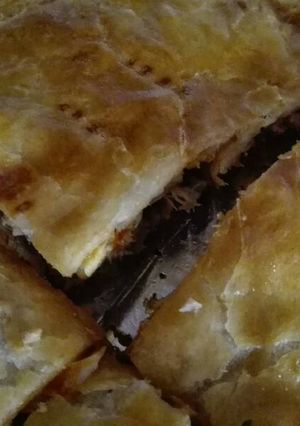 Foto principal de Empanada de atún, tomate, pimiento del piquillo y huevo