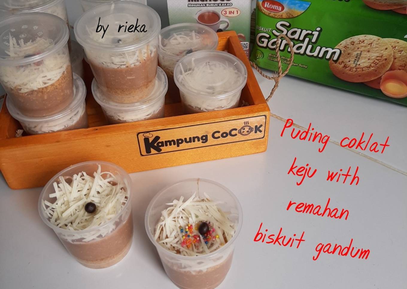 40. Puding Coklat Keju with Remahan Biskuit Gandum
