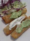 Flautas de carne deshebrada