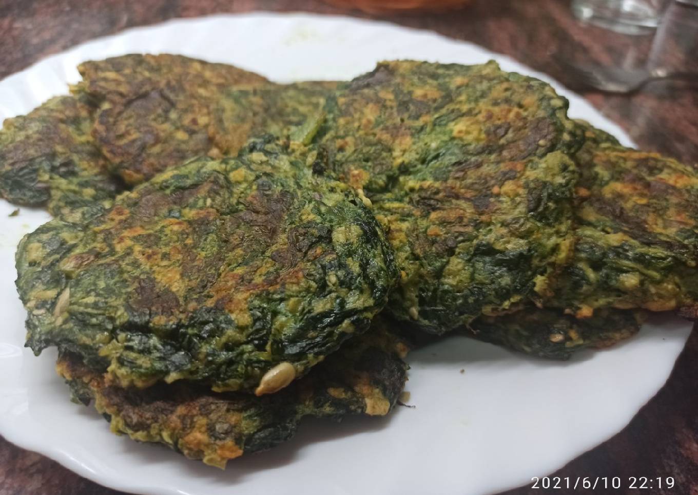 Hamburguesas vegetarianas de espinaca y avena