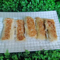 A picture of Malai roll.