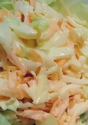 صورة لوصفة سلطة كنتاكي الجزر والملفوف 😍👌🏻🥗