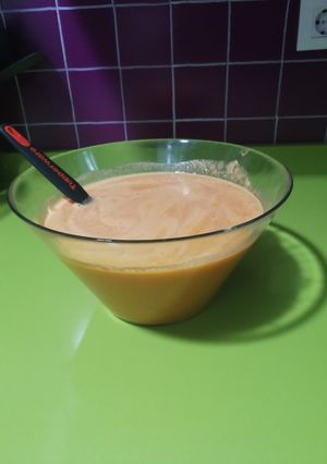 Una foto de Gazpacho andaluz (con pepino)