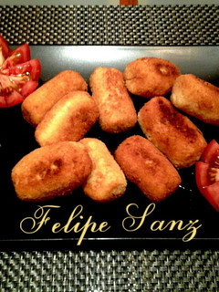 Una foto de Croquetas de pollo asado