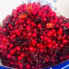 A picture of Sabudana beetroot halwa.