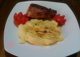 Mușchiuleț de porc în tigaie