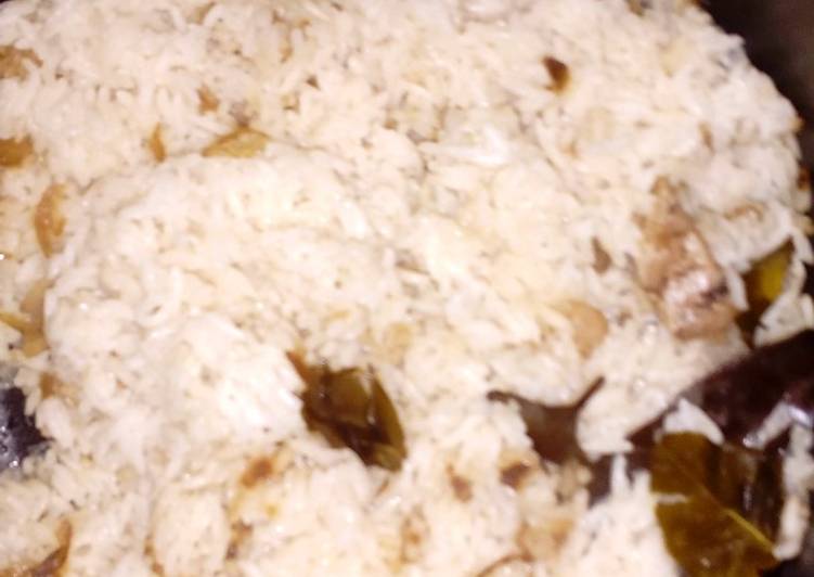 Resep 46. Nasi Uduk Rice Cooker yang Sempurna